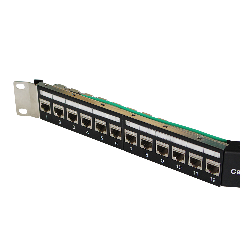  1U 24 portas FTP em ângulo CAT6 Patch Panel com tomadas sem ferramentas