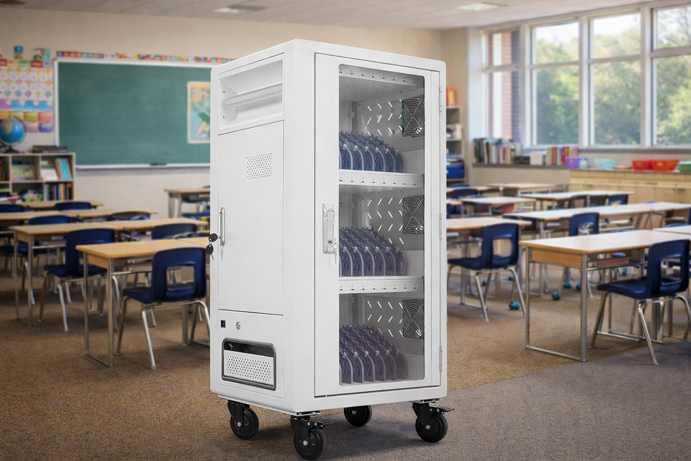 sala de aula com carrinho de carregamento