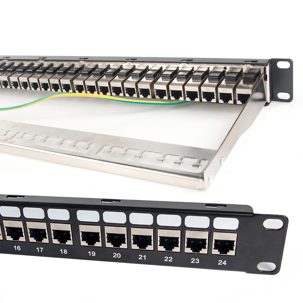 Painel de patch de alimentação STP Cat6A 1U de 24 portas | Painel de acoplador em linha RJ45 blindado de 19' - WebiT